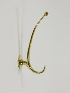  Werkst tte Hagenauer Wien Two Franz Hagenauer Vienna Mid Century Curved Brass Wall Coat Hooks 1950s - 4066996