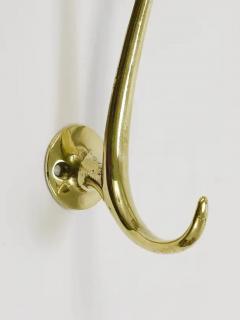  Werkst tte Hagenauer Wien Two Franz Hagenauer Vienna Mid Century Curved Brass Wall Coat Hooks 1950s - 4067004