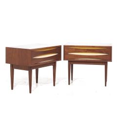  West Michigan Furniture Co Arne Vodder Style West Michigan Furniture Walnut Nightstands Pair - 3826827