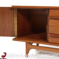  Young Manufacturing Company Young Manufacturing Mid Century Walnut Curved Buffet and Hutch - 3463102