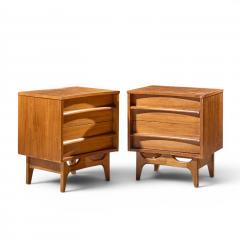  Young Manufacturing Company Young Manufacturing Mid Century Walnut Curved Front Nightstands Pair - 4639093