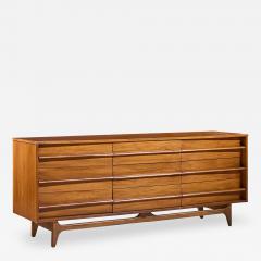  Young Manufacturing Company Young Manufacturing Mid Century Walnut Curved Lowboy Dresser - 4504117