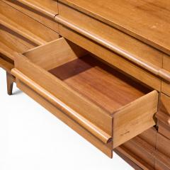  Young Manufacturing Company Young Manufacturing Mid Century Walnut Curved Lowboy Dresser - 4576656