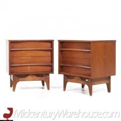  Young Manufacturing Company Young Manufacturing Mid Century Walnut Curved Nightstands Pair - 3392909