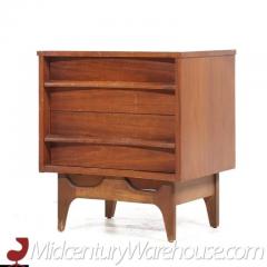  Young Manufacturing Company Young Manufacturing Mid Century Walnut Curved Nightstands Pair - 3392916