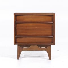  Young Manufacturing Company Young Manufacturing Mid Century Walnut Curved Nightstands Pair - 3836637