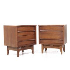  Young Manufacturing Company Young Manufacturing Mid Century Walnut Curved Nightstands Pair - 3884367