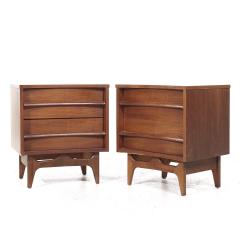  Young Manufacturing Company Young Manufacturing Mid Century Walnut Curved Nightstands Pair - 3884368