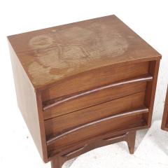  Young Manufacturing Company Young Manufacturing Mid Century Walnut Curved Nightstands Pair - 3884370