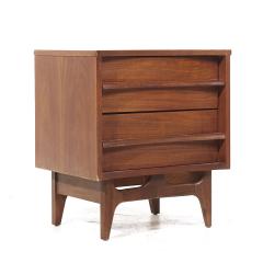  Young Manufacturing Company Young Manufacturing Mid Century Walnut Curved Nightstands Pair - 3884372