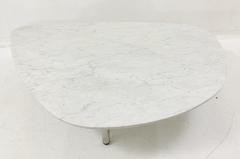  Zanotta Mid Century White Marble Tripod Coffee Table by Zanotta - 2421983