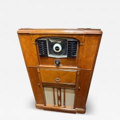  Zenith Electronics Zenith Console Radio and Record Changer Model 12H689 Kenwood 1942 - 4463781