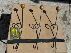  Zerodisegno 23 Pas de Urbino Zerodisegno Wall Mounted Coat Rack with wood balls - 4323148