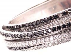  de Grisogono Allegra de Grisogono Style White and Colored Black Diamond Bangle 14 Karat - 2712612