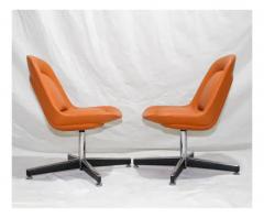  formA Brazilian Mid Century Set of Two Swivel Chairs by Forma c 1970s - 3761424