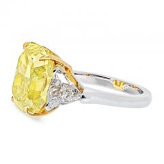 0 78 CARAT TRILLIAN DIAMOND E GIA 10 98 CARAT RADIANT CUT FANCY YELLOW VVS2 RING - 2926299