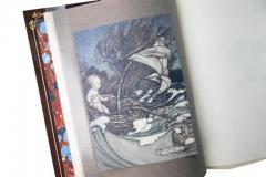 1 Volume J M Barrie Peter Pan in Kensington Gardens  - 3260204