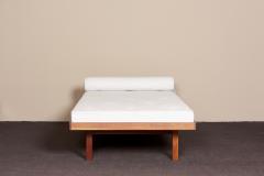 1 of 2 American Studio Walnut Frame Daybeds in Mark Alexander Fabric US 1960s - 2118033