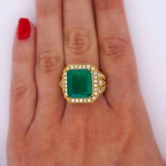 10 Carat Colombian Emerald Diamond Halo Split Shank in 18K Gold Statement Ring - 3919012