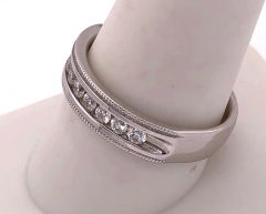 14 Karat White Gold Band Ring Wedding Ring with 9 Round Diamonds - 2658280