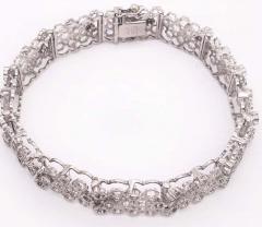 14 Karat White Gold Contemporary Bracelet with Round Diamonds - 1244528