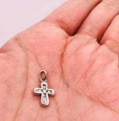 14 Karat White Gold Cross Religious Pendant 0 10 Total Diamond Weight - 2575919