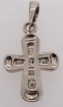 14 Karat White Gold Cross Religious Pendant 0 10 Total Diamond Weight - 2575934