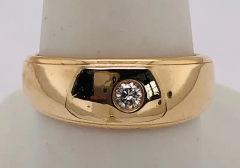 14 Karat Yellow Gold Band Ring with 15 Carat Center Diamond Round - 2658169