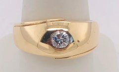 14 Karat Yellow Gold Contemporary Ring with Diamond 0 33 Total Diamond Weight - 2658283