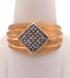 14 Karat Yellow Gold Contemporary Ring with Diamonds - 2658626