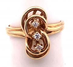 14 Karat Yellow Gold Fashion Ring with Three Round Diamonds - 2737433