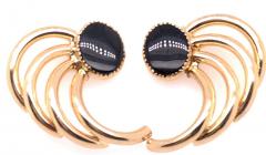 14 Karat Yellow Gold Free Style Onyx Earrings - 2931088