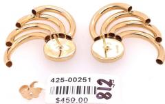 14 Karat Yellow Gold Free Style Onyx Earrings - 2931091