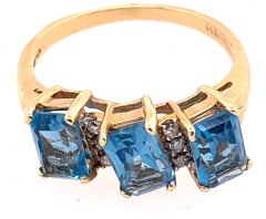 14 Karat Yellow Gold Ring Princess Cut Three Blue Topaz with Diamond Accents - 2553878