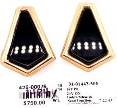 14 Karat Yellow Gold and Onyx Earrings Pentagon Shape with English Locks - 2733524