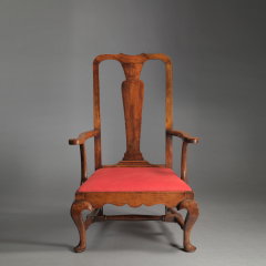 Rare and Important Queen Anne Slipper Armchair - 30652