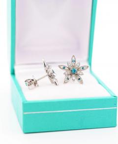 14K White Gold Flower Motif Blue and White Diamond Stud Earrings - 3512962