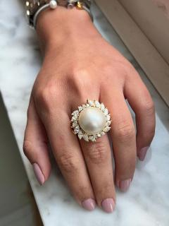 16mm South Sea Pearl and Marquise Cut Diamond Halo in 18k Gold Ring - 3609484