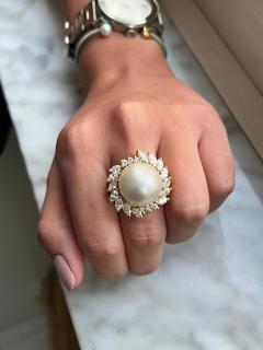 16mm South Sea Pearl and Marquise Cut Diamond Halo in 18k Gold Ring - 3609486