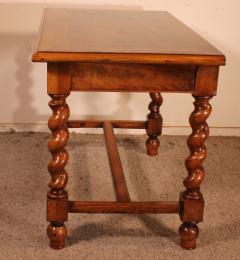 17 Century Table Or Desk In Walnut And Burl Walnut And Marquetry hollande - 2359413