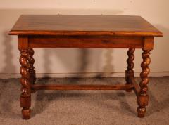 17 Century Table Or Desk In Walnut And Burl Walnut And Marquetry hollande - 2359414