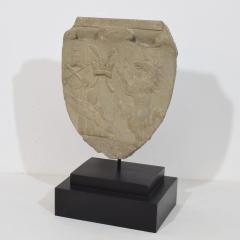 17th 18th Century Italian Carved Stone Coat of Arms With Unicorn - 4518391