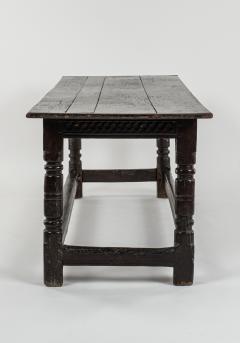 17th Century English Oak Refectory Table - 3526656