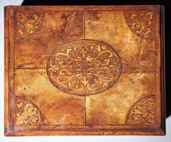 17th Century Figured Walnut and Seaweed Marquetry Lace Box - 3123325