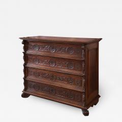 17th Century French Walnut Chest of Drawers - 1532415