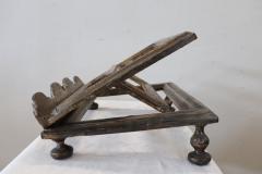 17th Century Italian Baroque Antique Table book Stand - 3287182