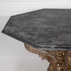 17th Century Italian Hand Carved Centre Table - 3560240