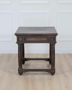 17th Century Italian walnut square side table - 4707172