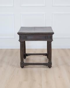 17th Century Italian walnut square side table - 4707180