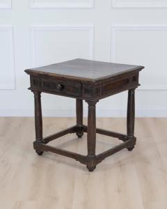 17th Century Italian walnut square side table - 4707279